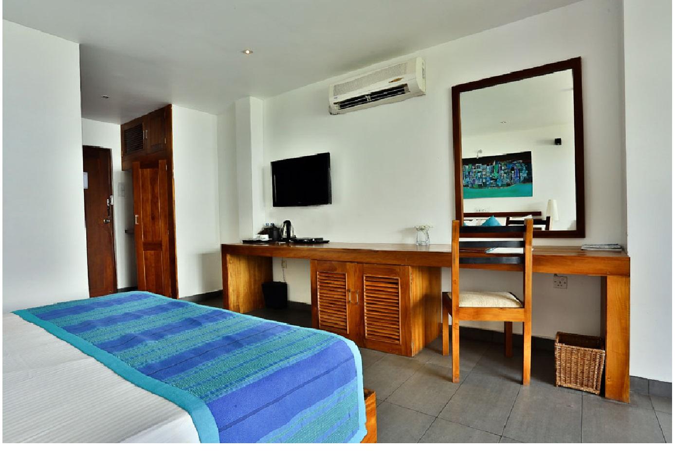 Amagi Aria Airport Transit Hotel Негомбо Екстериор снимка