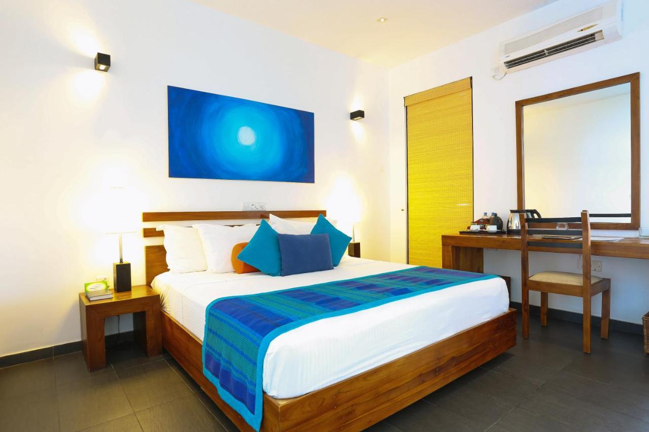 Amagi Aria Airport Transit Hotel Негомбо Екстериор снимка