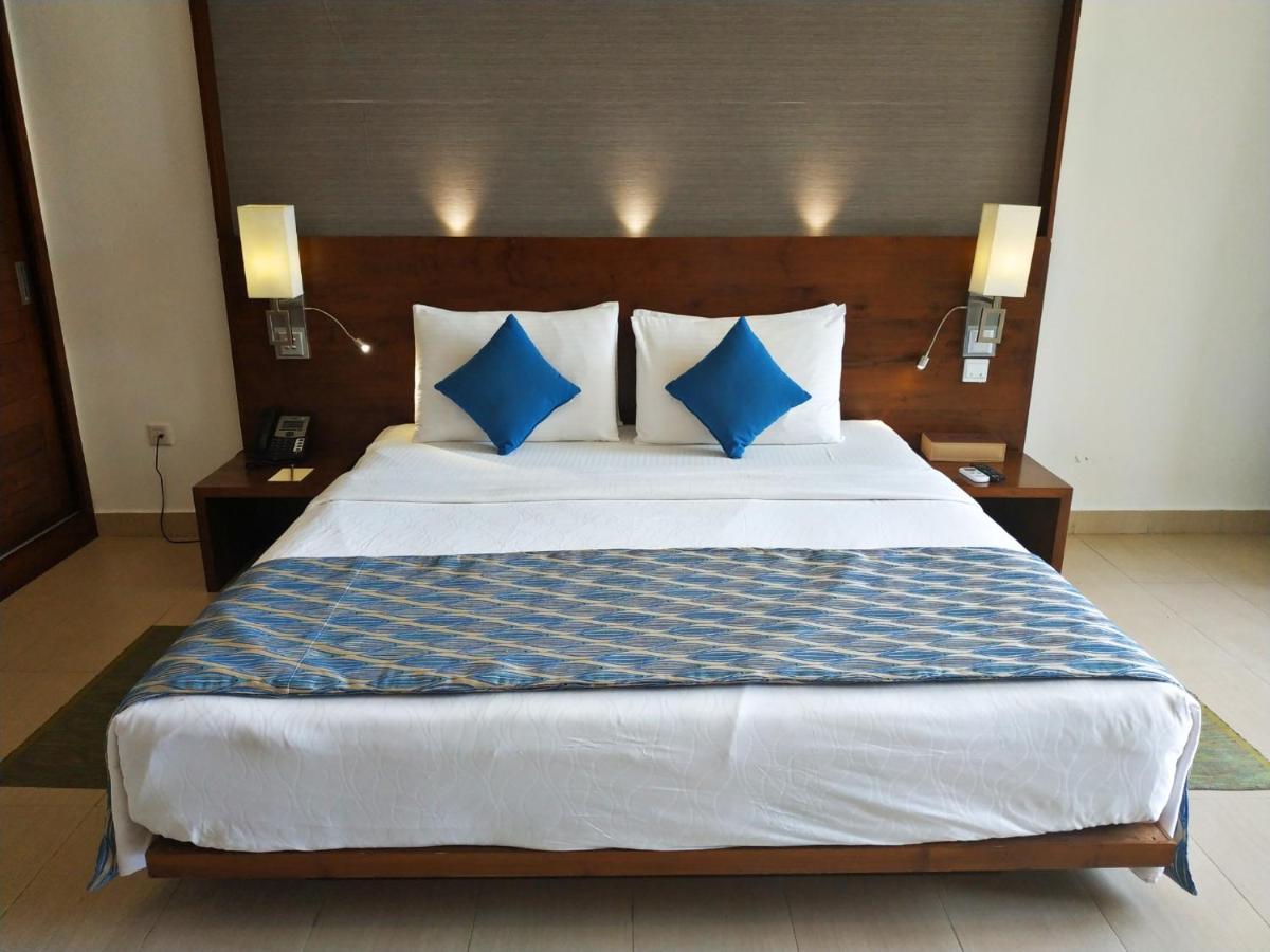Amagi Aria Airport Transit Hotel Негомбо Екстериор снимка